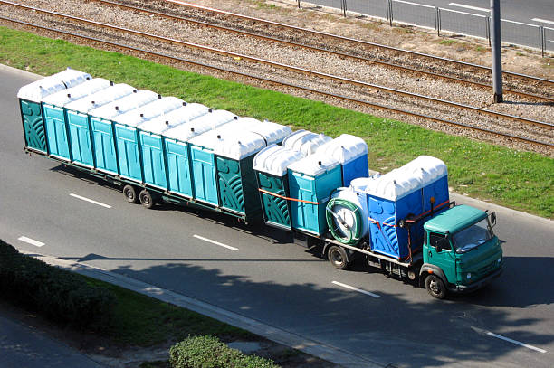Portable Toilet Options We Offer in Orangetree, FL